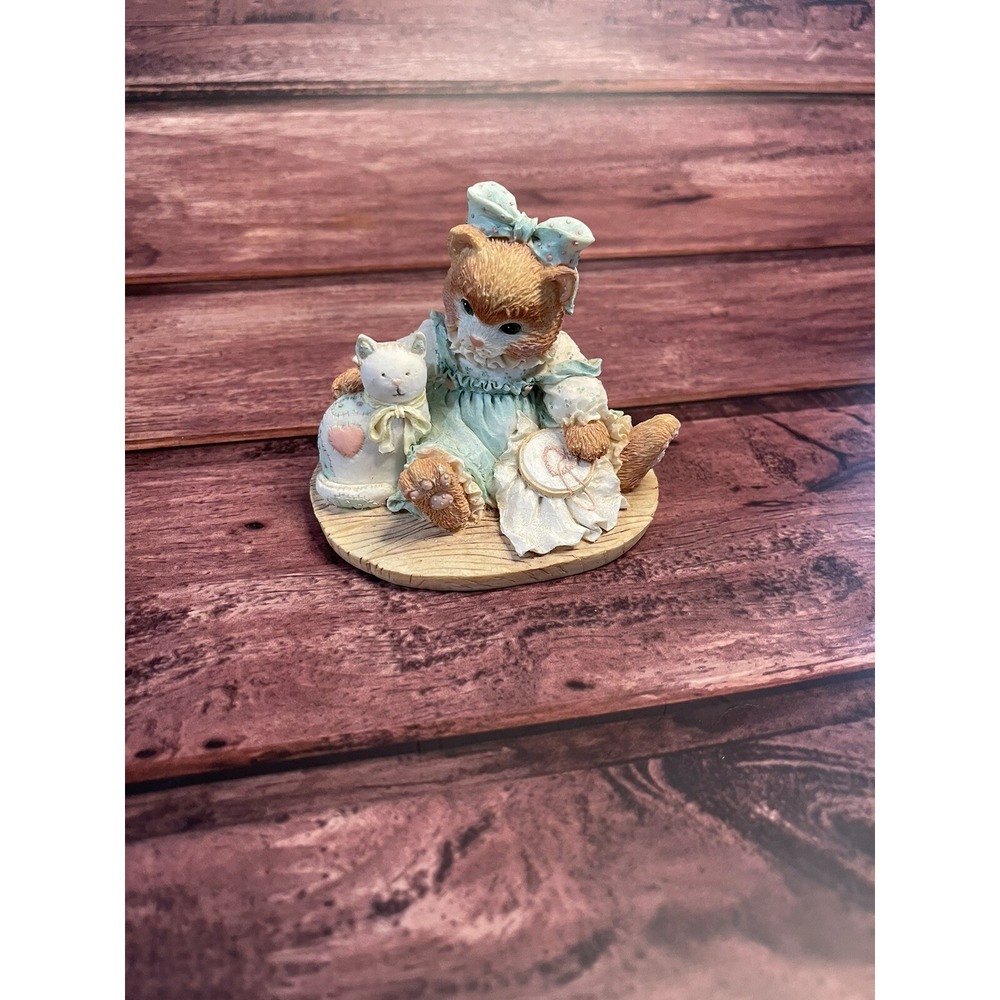 Vintage Calico Kittens "Friendship Is Sewn Stitch By Stitch" 1992 Enesco #627933